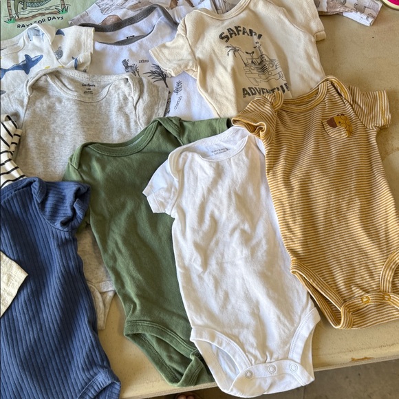 Carter's Assorted Color Bodysuits - Picture 6 of 6